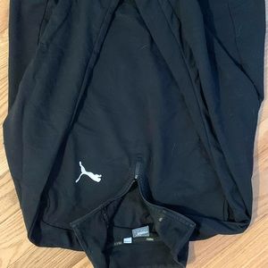 Puma - Black extra large quarter zip